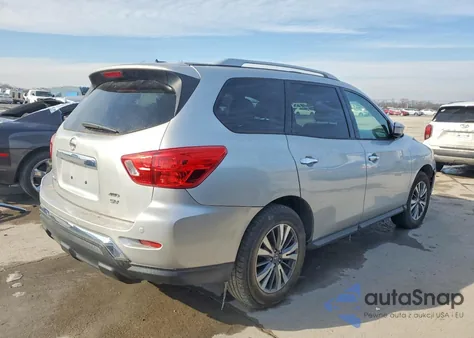 2017 Nissan Pathfinder S z USA, uszkodzony, nr VIN 5N1DR2MM7HC616591